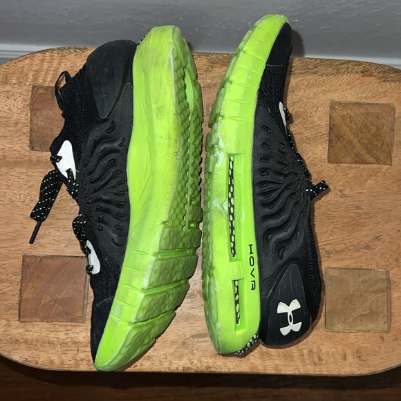 Under Armour Hovr Phantom black and neon green size 4Y - Picture 4 of 11